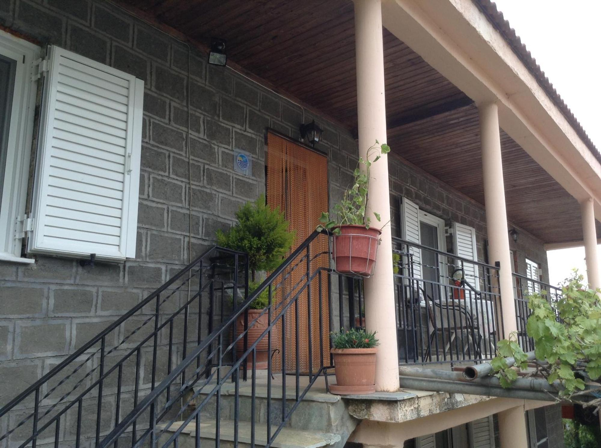 Guesthouse Lamprini 尼奥楚里翁 外观 照片