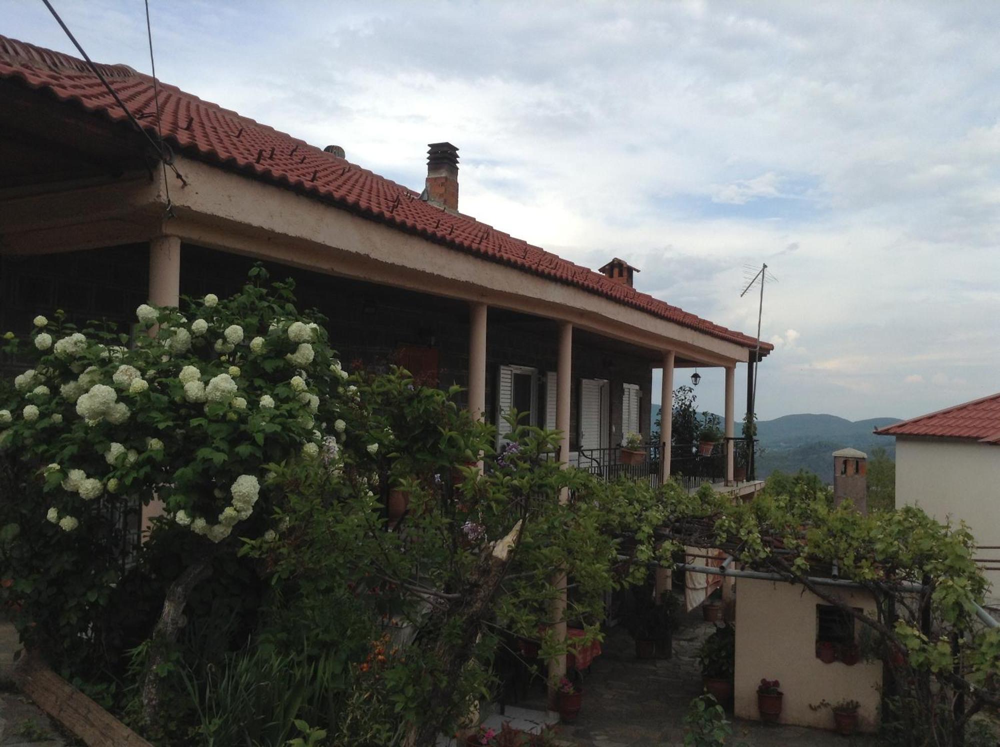 Guesthouse Lamprini 尼奥楚里翁 外观 照片