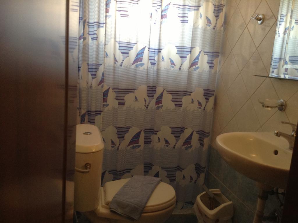 Guesthouse Lamprini 尼奥楚里翁 外观 照片