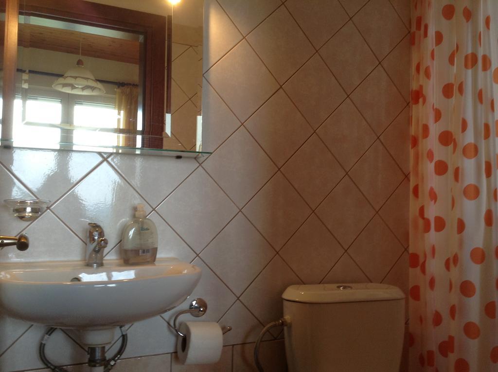 Guesthouse Lamprini 尼奥楚里翁 外观 照片
